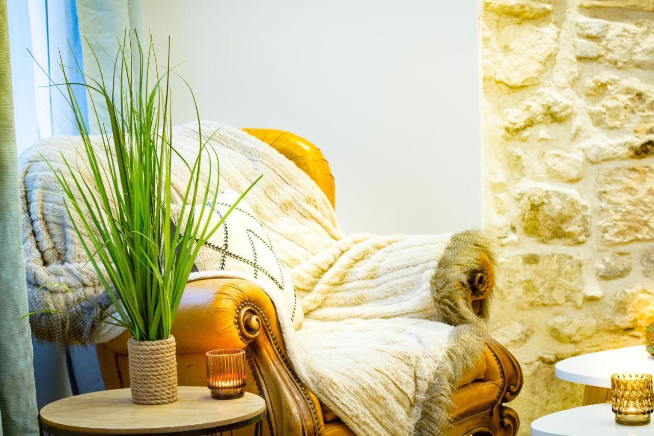 Sauna - Le Loft Des Remparts - Flobnb Laon Exterior photo